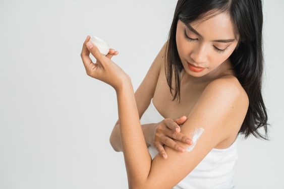 khách hàng sử dụng gel tẩy bào chết kỳ ra da ghét 