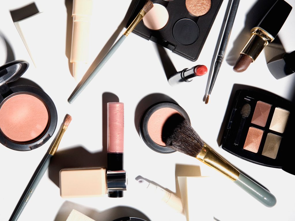 GIA CÔNG MAKEUP - GIA CÔNG REMOVER