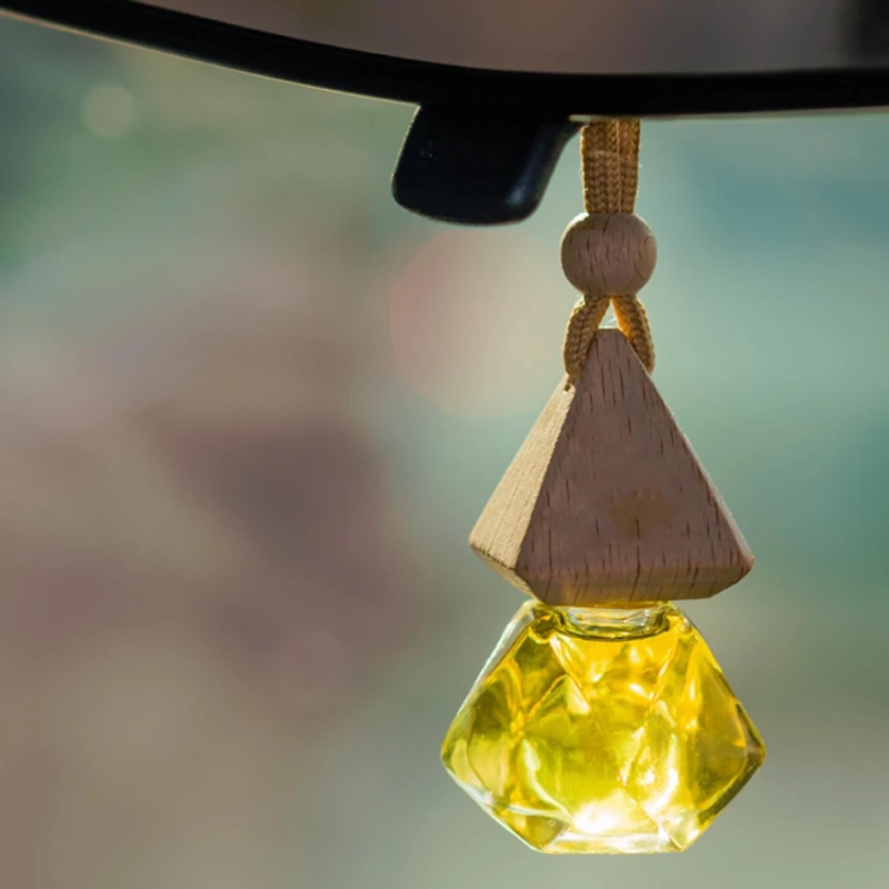 GIA CÔNG TINH DẦU TREO XE - GIA CÔNG NƯỚC HOA
