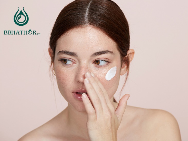 Gia công kem dưỡng trắng da chất lượng