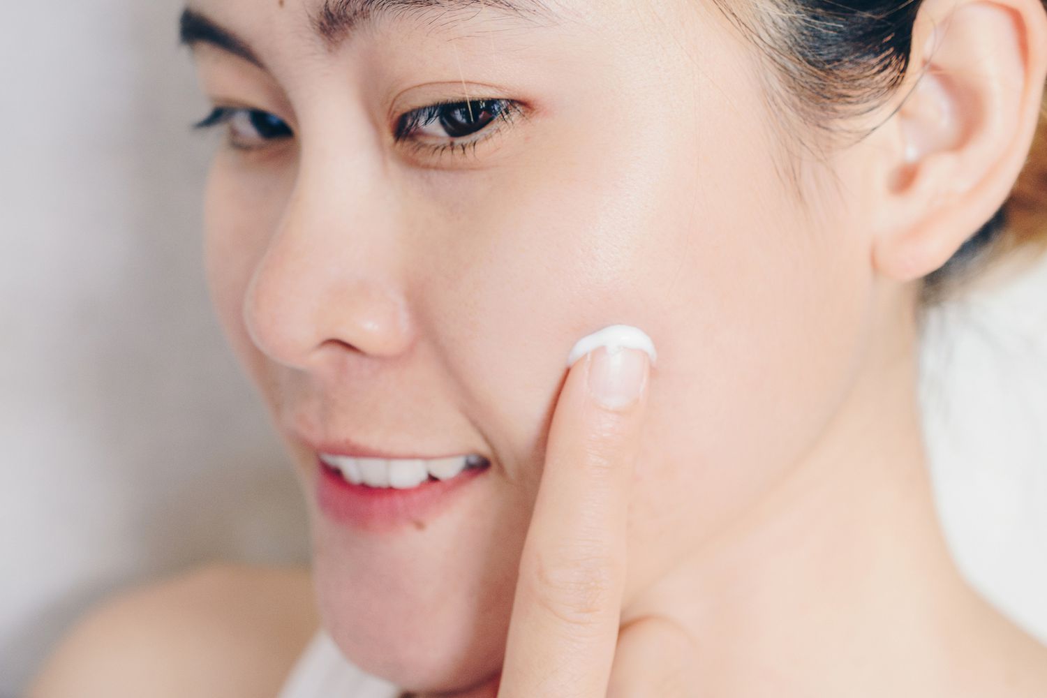 Gia công Sản phẩm kem trị mụn độc quyền